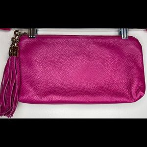 Gucci leather clutch
